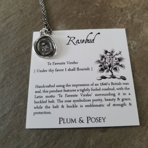 Rosebud - Under thy favour I shall flourish