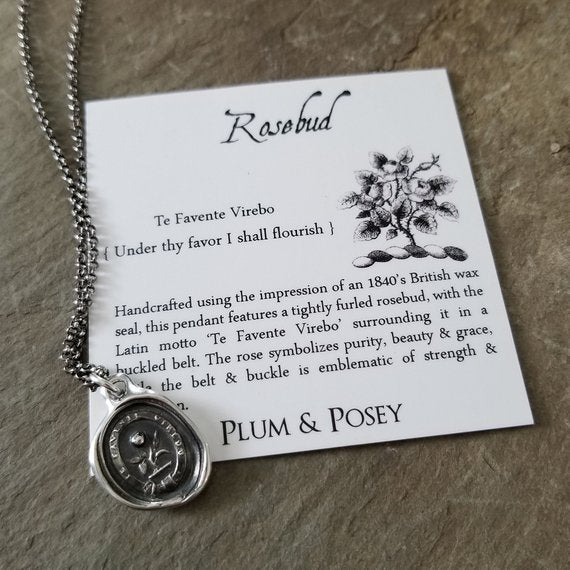Rosebud - Under thy favour I shall flourish