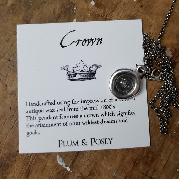Petite Crown