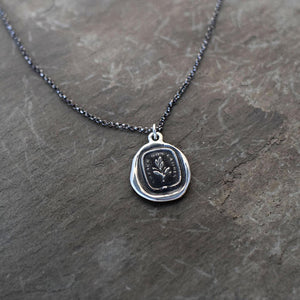 Grow, don't change - Wax Seal Necklace in Italian - Tree Branch Cresce Non Cambia
