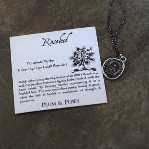 Rosebud - Under thy favour I shall flourish