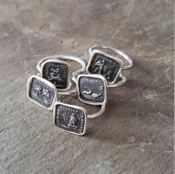 Secrets Beehive Wax Seal Ring