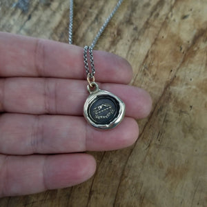 Greyhound - Perseverance in bronze