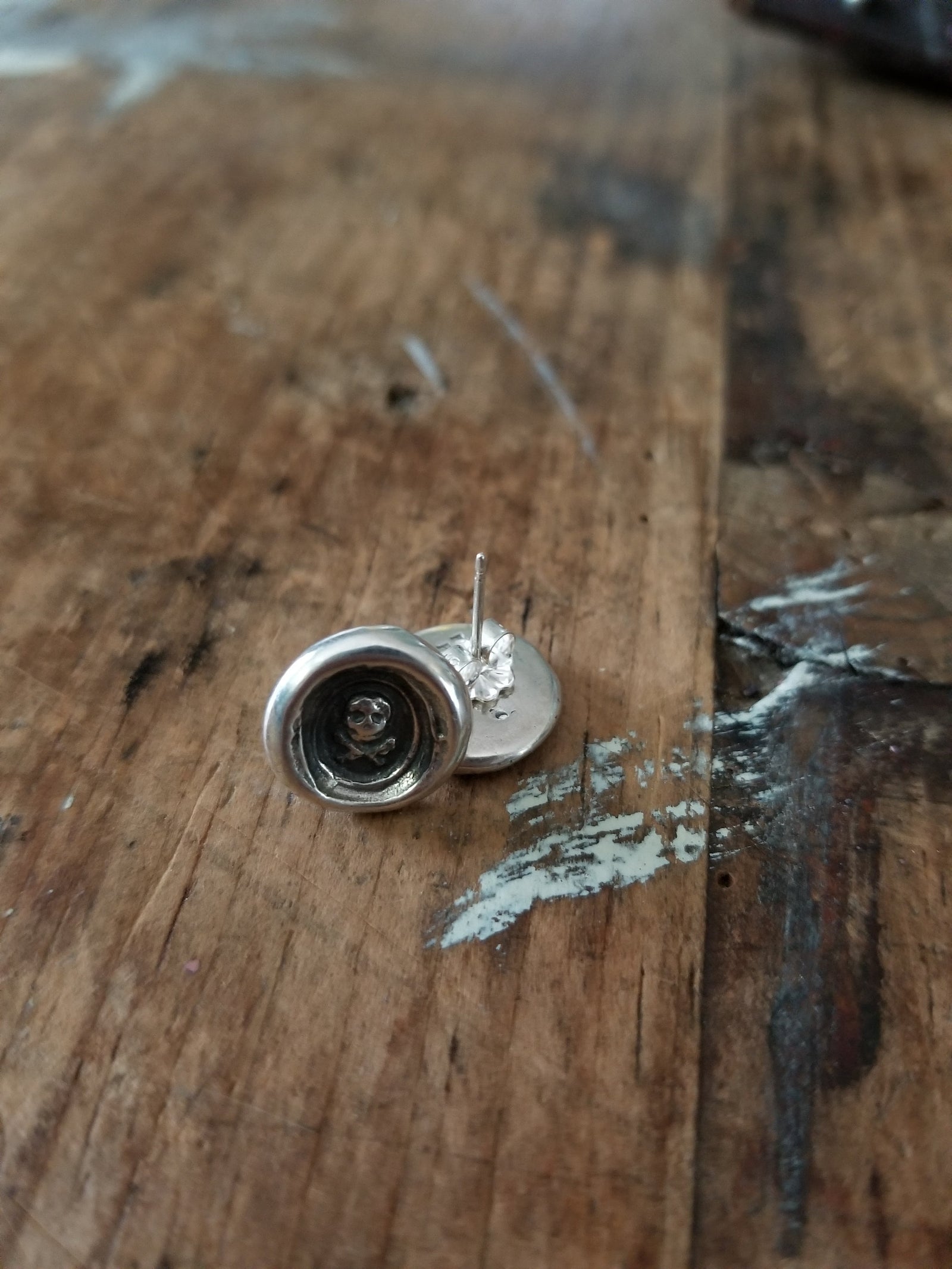 Skull and Crossbones Memento Mori Earrings