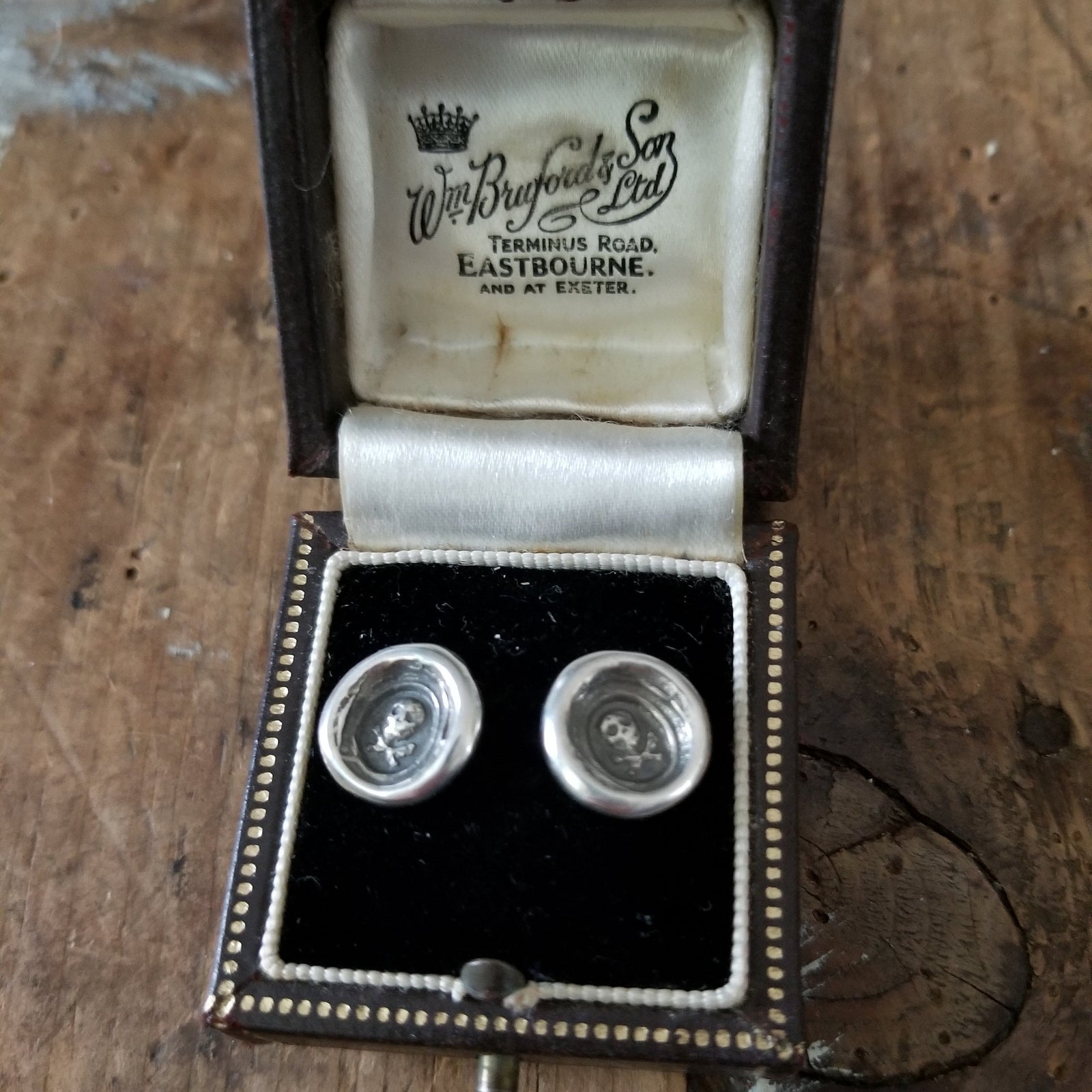 Skull and Crossbones Memento Mori Earrings