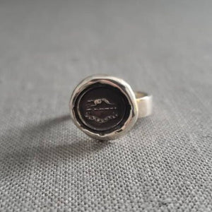Greyhound - Perseverance - Wax seal ring