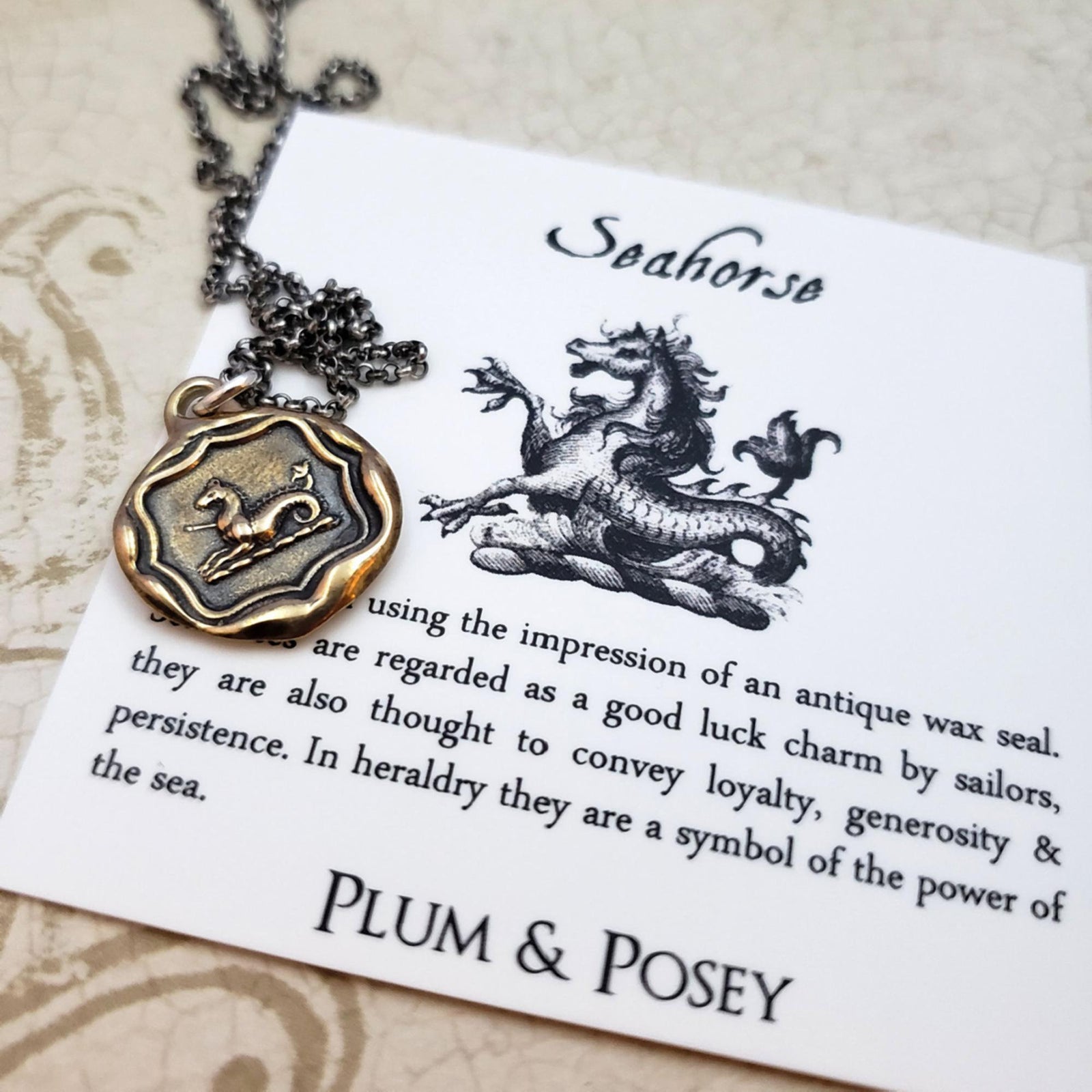 Seahorse pendant in bronze