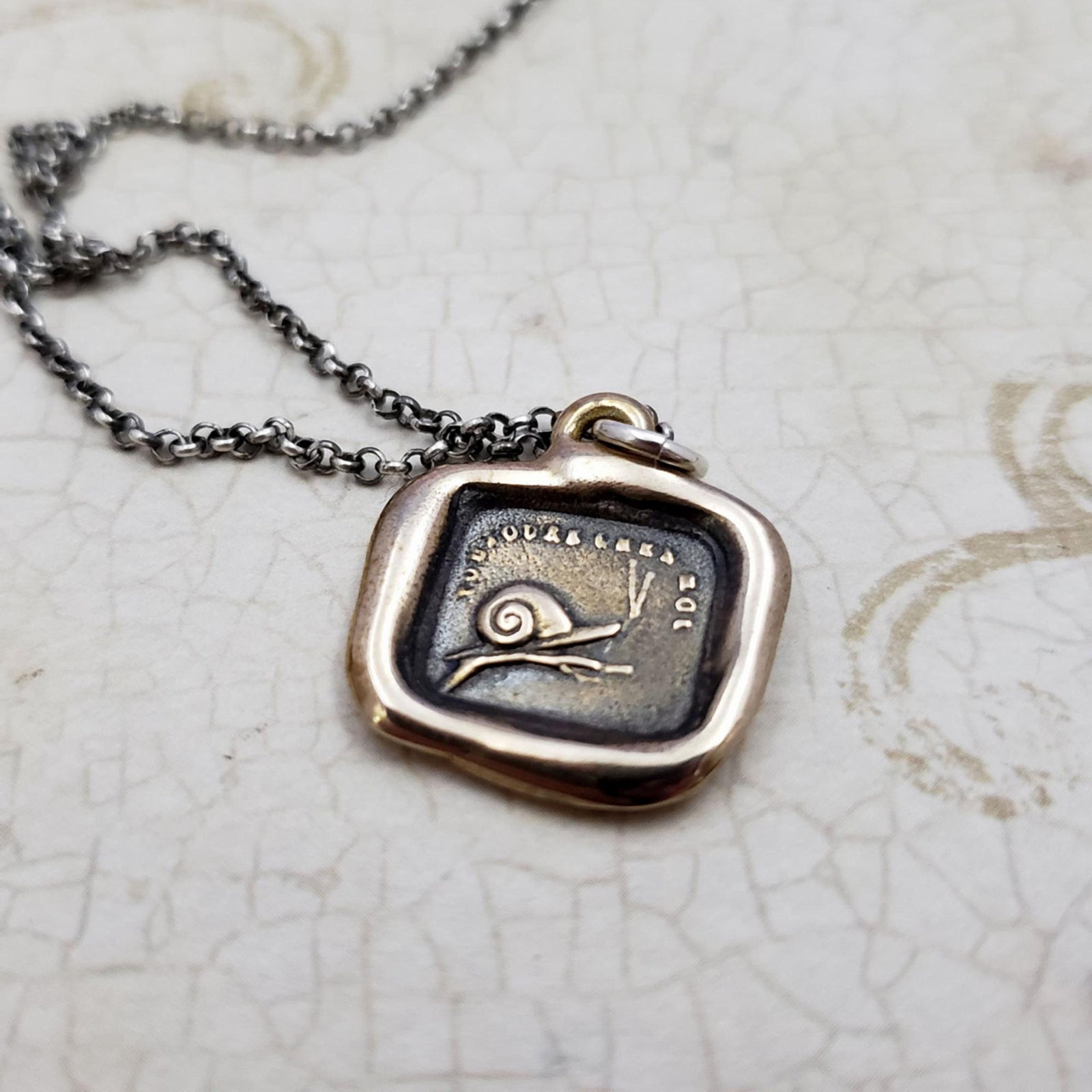 Always at Home Snail in Bronze