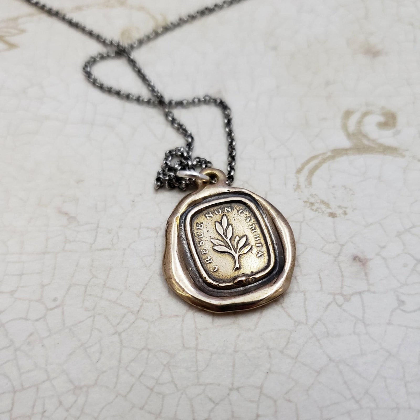 Growth Necklace in Bronze - Grow, don't change