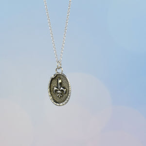 Fleur De Lis - Eternal Contentment