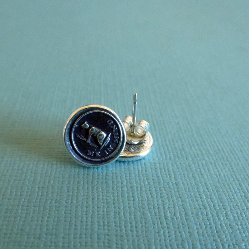 Bear Wax Seal Stud Earrings