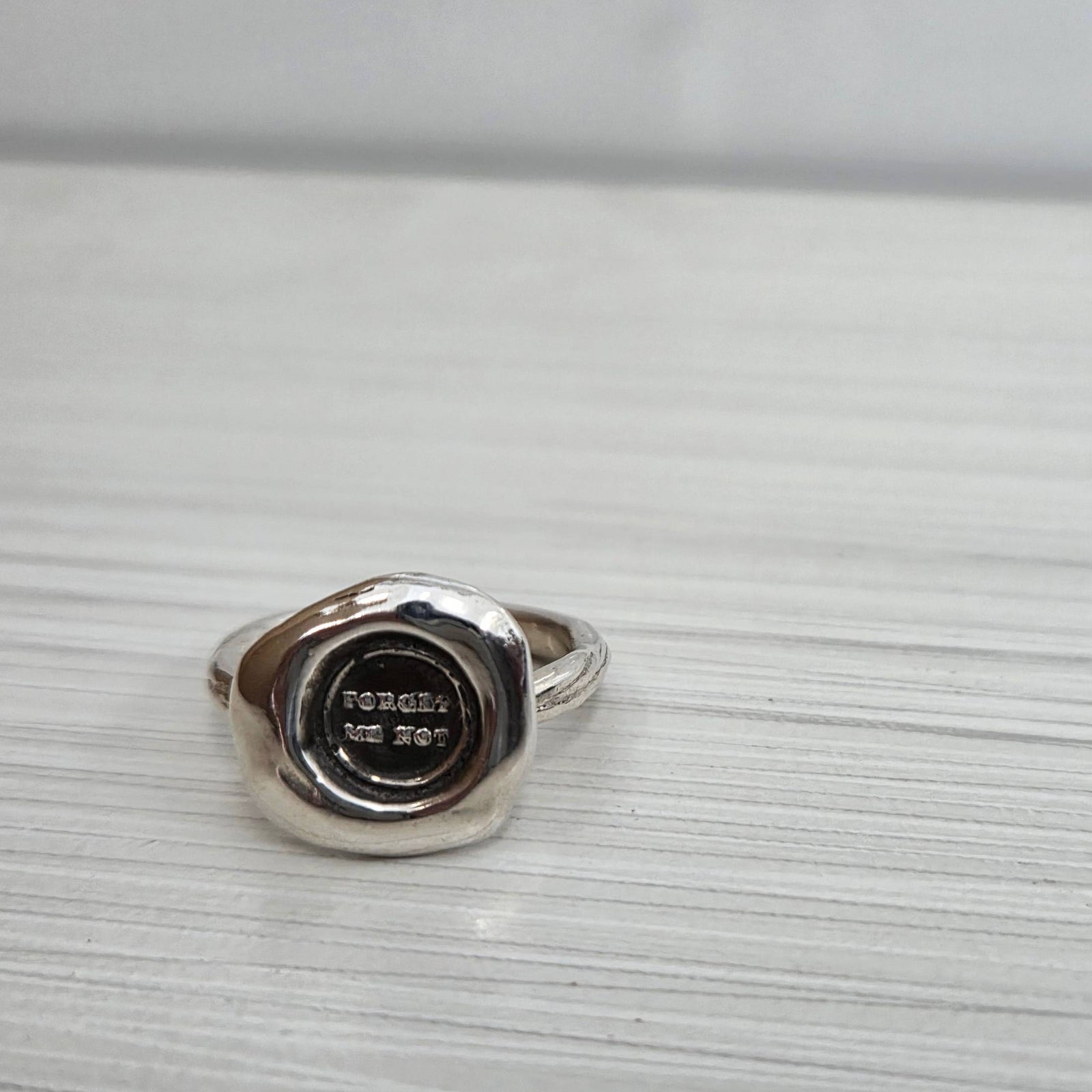 “Forget Me Not” Text Seal Ring, Sterling Silver, Size 7.5
