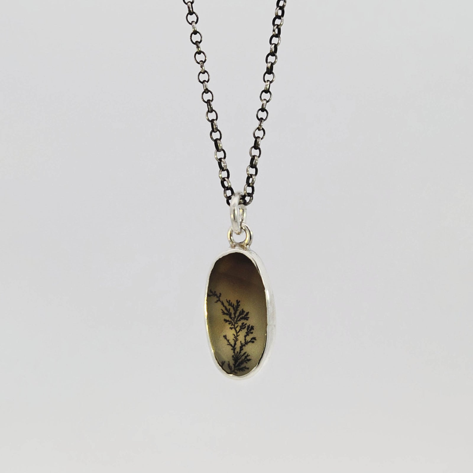 Dendritic agate pendant