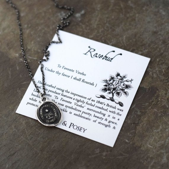 Rosebud -  Under thy favour I shall flourish