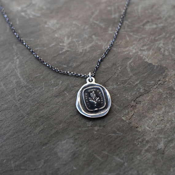 Grow, don't change - Wax Seal Necklace in Italian - Tree Branch Cresce Non Cambia