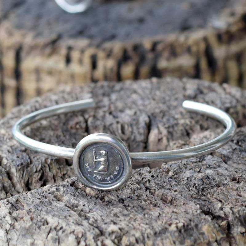 Tiny silver bracelet online