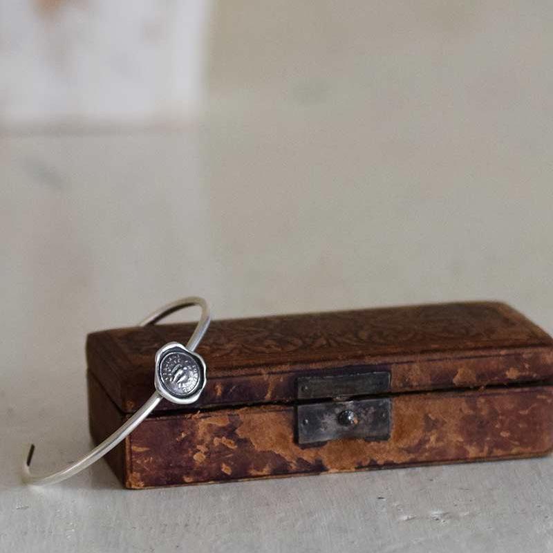 Swallow Wax Seal Bracelet - Always Wandering Love and Loyalty