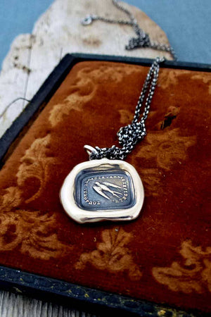 Swallow - Always Wandering, Never Unfaithful in bronze