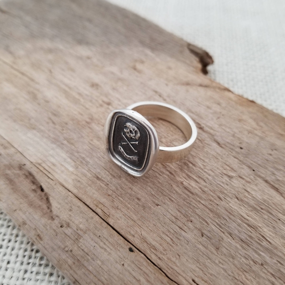 Death or Glory Skull and Crossbones Ring