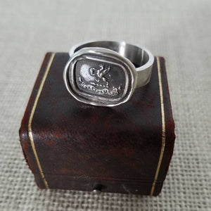 Gryphon Carpe Diem Ring - Seize the Day