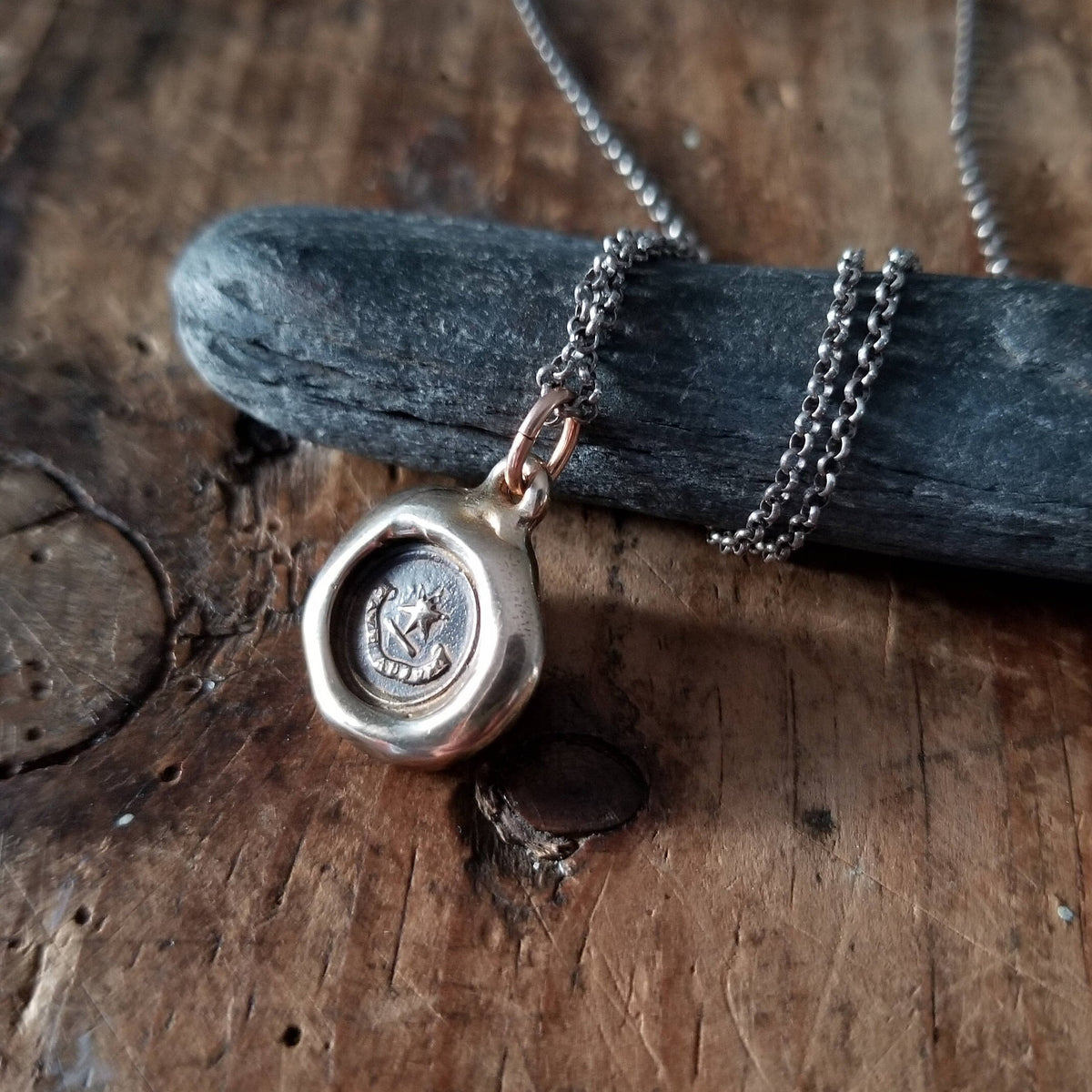 Star - Beware I am Here in bronze