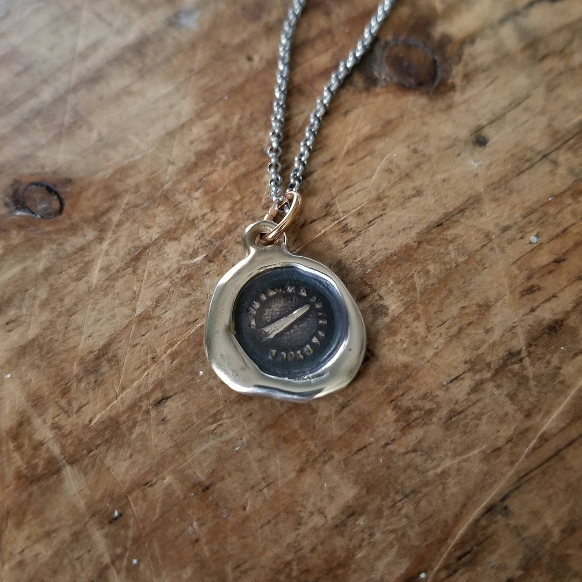 Comet - My fire follows me everywhere in bronze