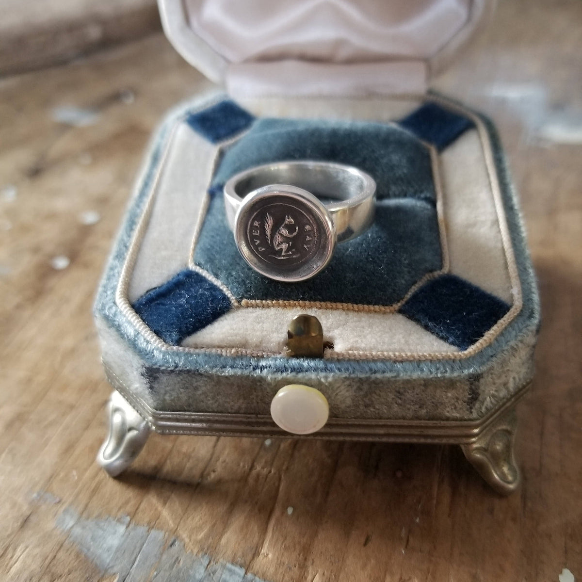 Squirrel Wax Seal Ring