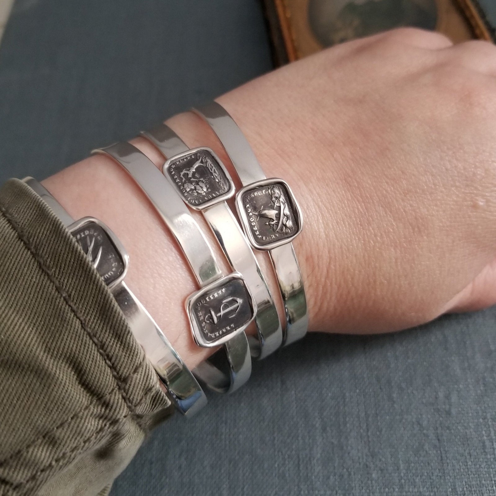 Hope Sustains Me Anchor Wax Seal Bangle