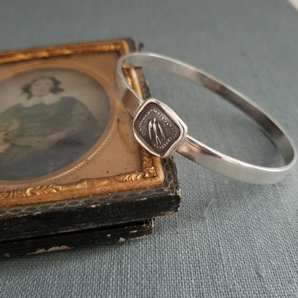 Swallow Wax Seal Bangle - Always wandering, never unfaithful