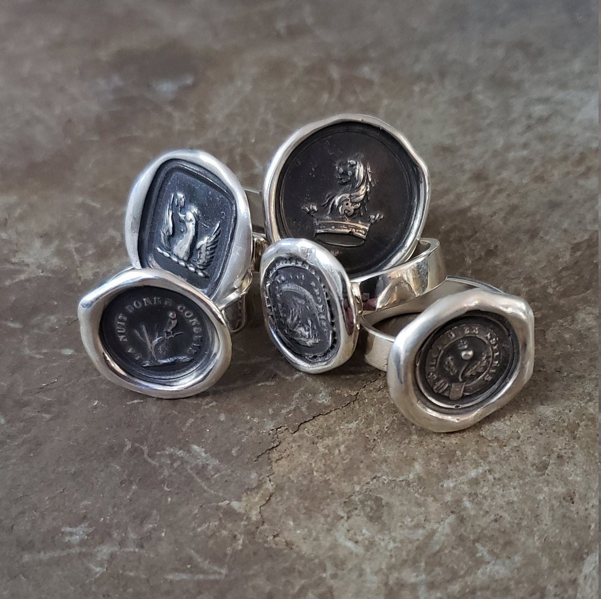 Owl Wax Seal Ring - The night is full of wisdom