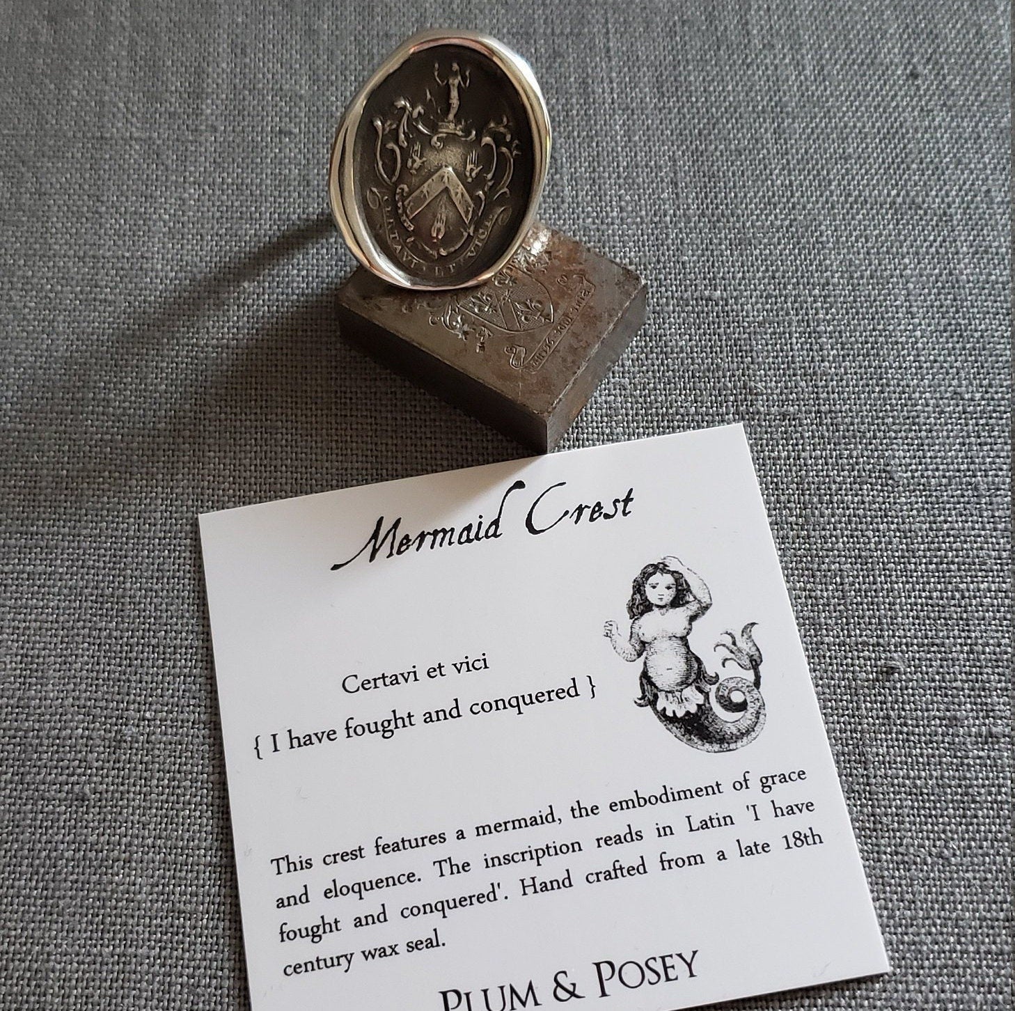 Mermaids Crest ring - Fight your battles, and win
