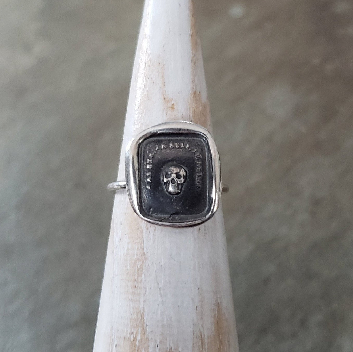 Skull - Skinny Stacking Ring