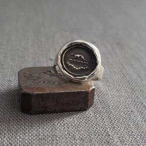 Greyhound - Perseverance -  Wax seal ring