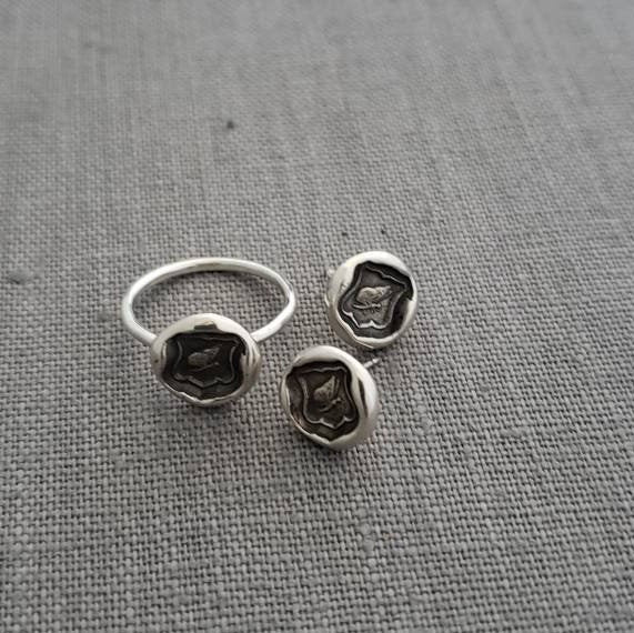 Psyche Butterfly - Skinny Whimsy Ring