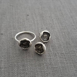 Psyche Butterfly - Skinny Whimsy Ring