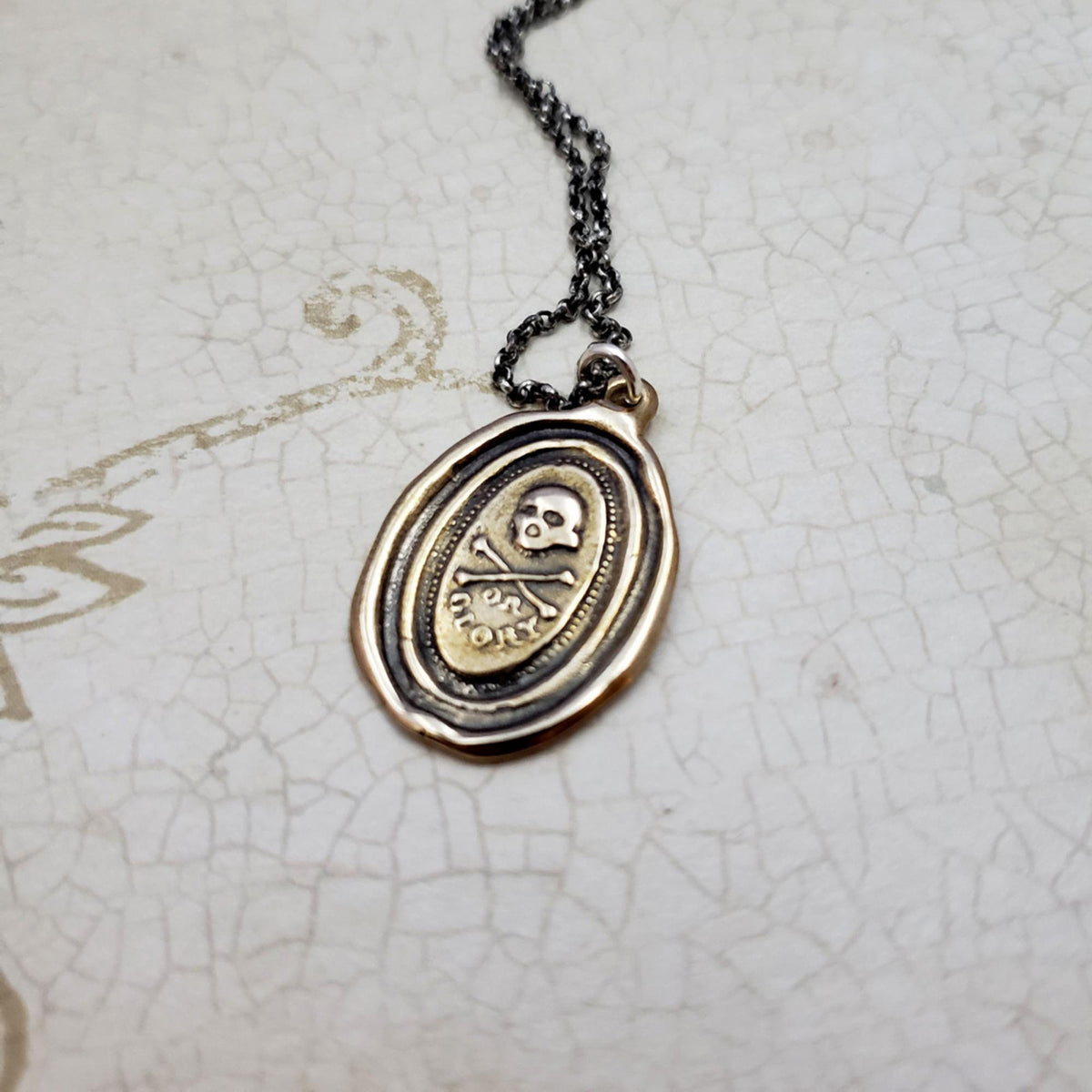 Death or Glory Skull and Crossbones in bronze