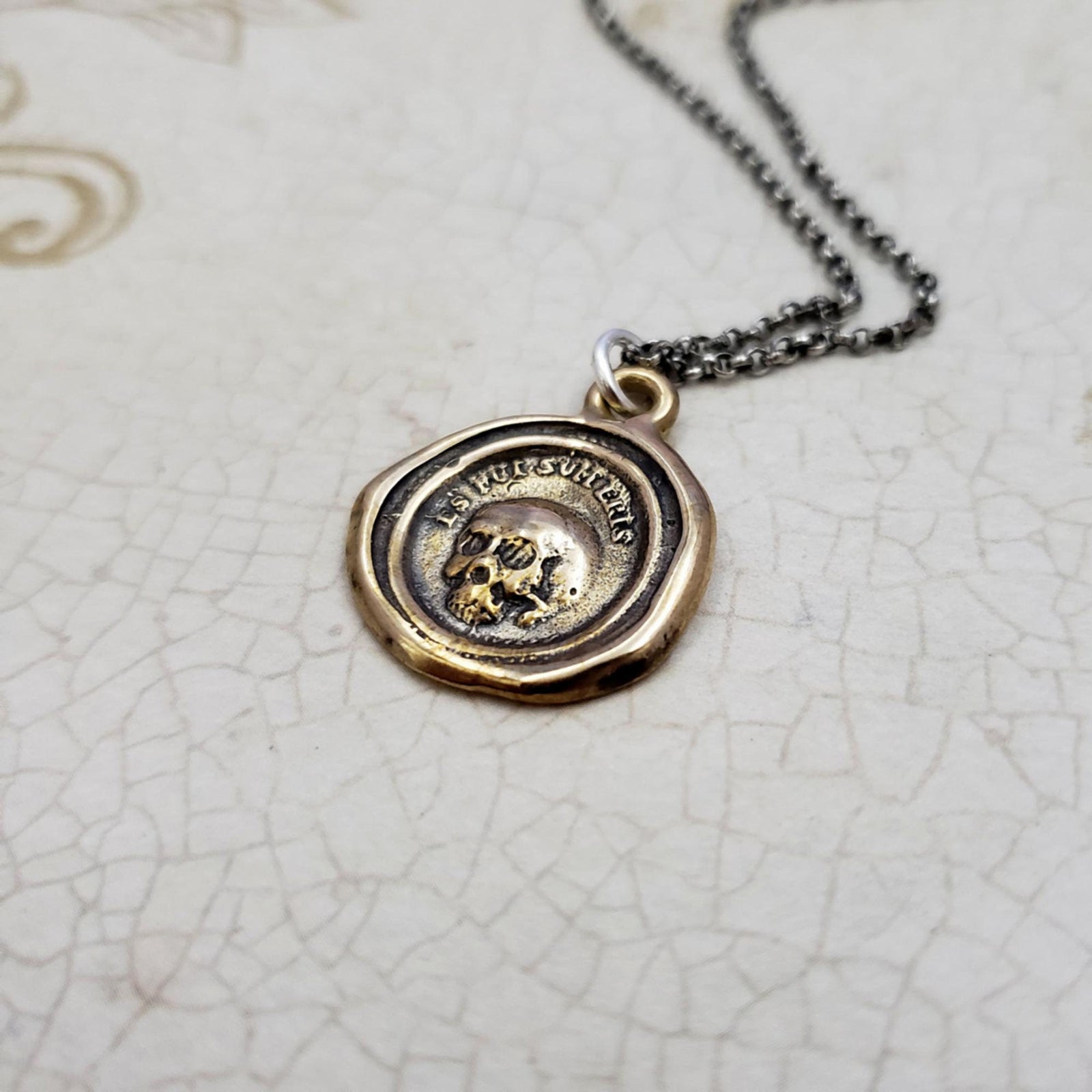 Skull Pendant Memento Mori in Bronze