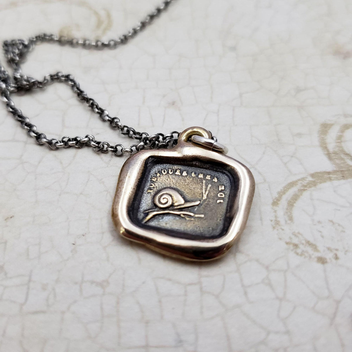 Always at Home Snail in Bronze