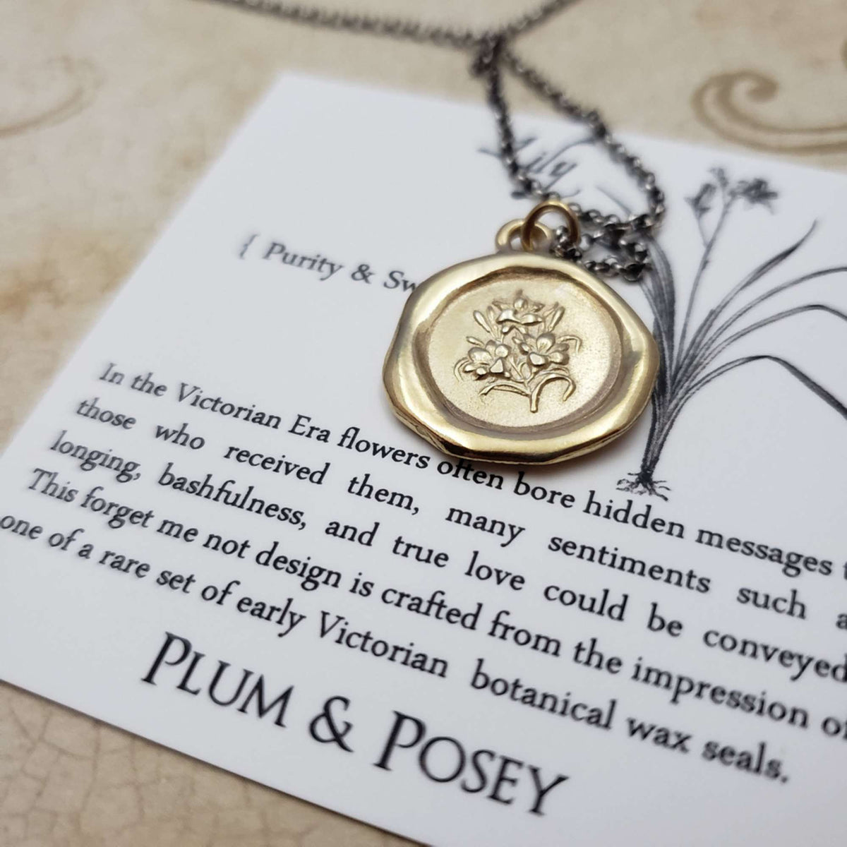Lily - Purity &amp; Sweetness Necklace in Gold Vermeil