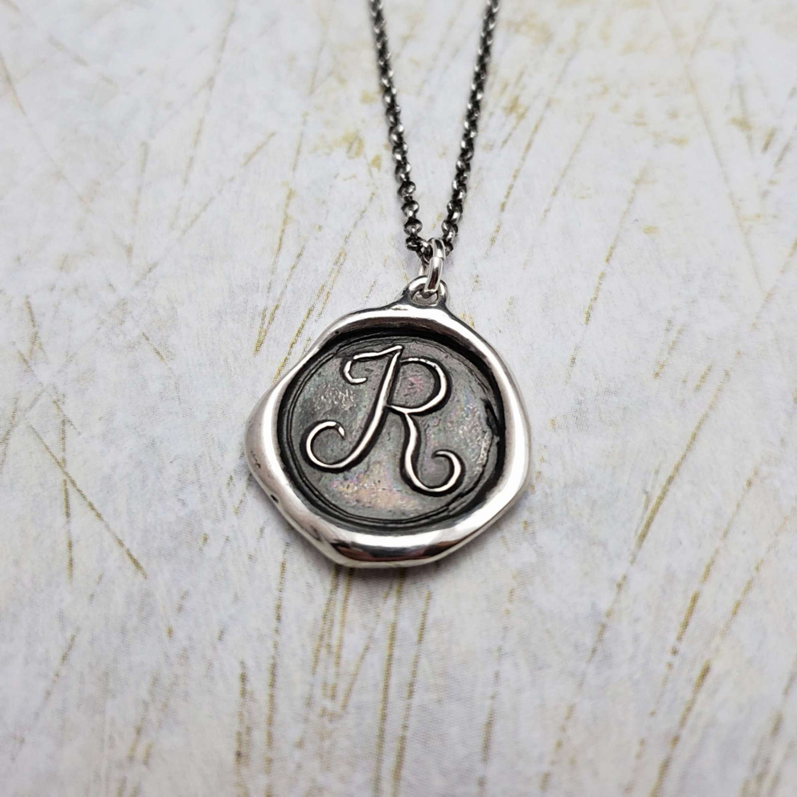 Letter R