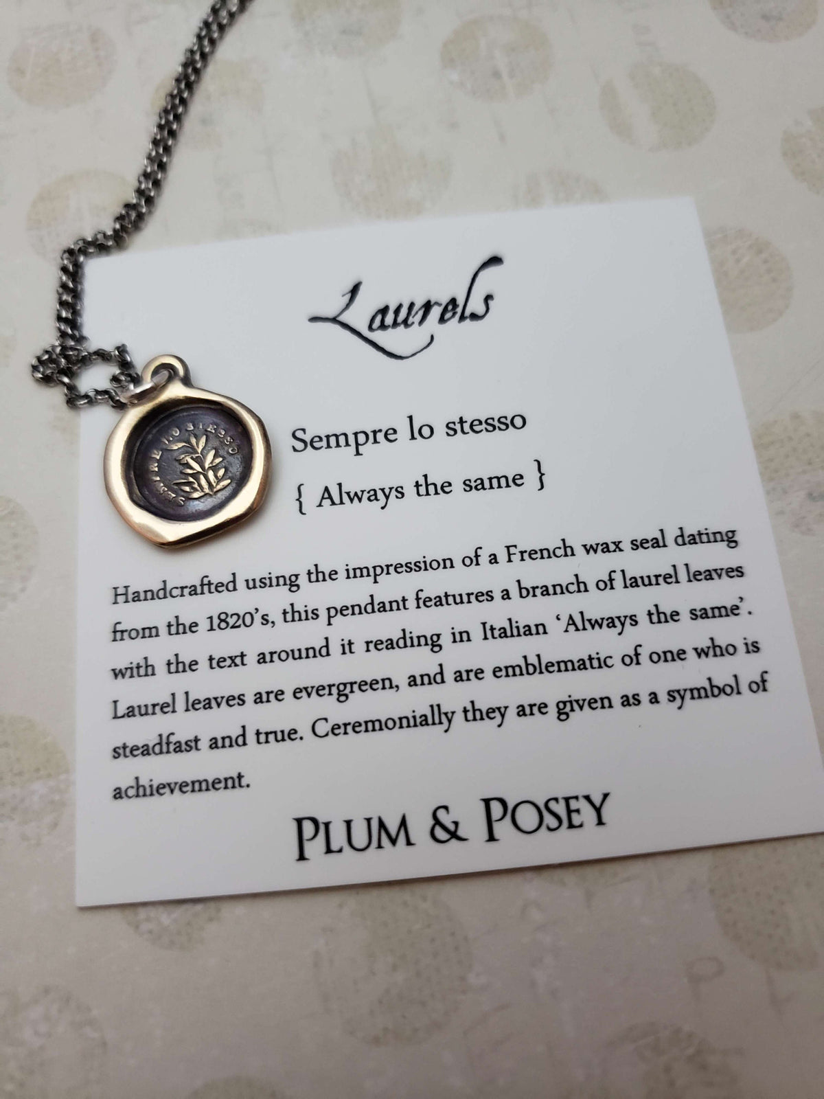 Laurel Leaf Evergreen - Always the Same in bronze
