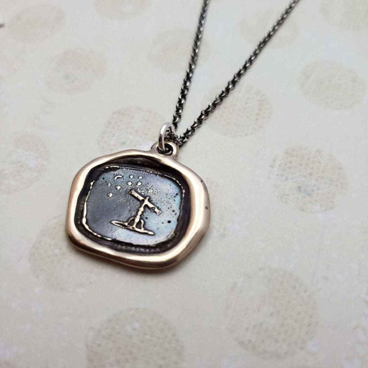 Look to the stars - Dream big in bronze