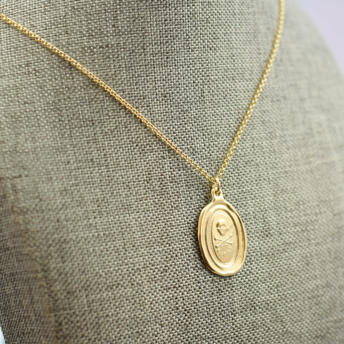 Death or Glory Skull and Crossbones  - Memento Mori in Gold Vermeil