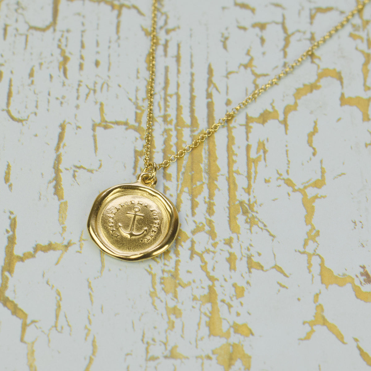 Anchor - Hope Sustains Me - L&#39;Esperance me soutient in Gold Vermeil