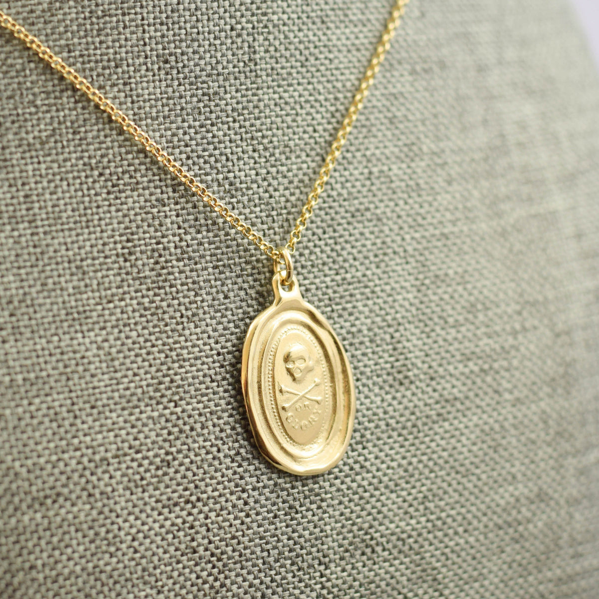 Death or Glory Skull and Crossbones  - Memento Mori in Gold Vermeil