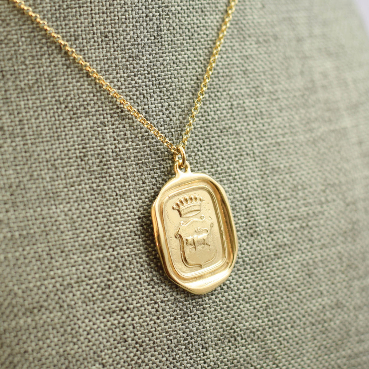Gryphon - Carpe Diem - Seize the Day in Gold Vermeil
