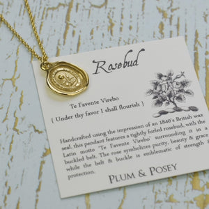 Rosebud - Under thy favors I shall flourish in gold vermeil