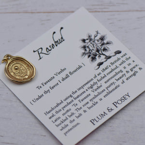 Rosebud - Under thy favors I shall flourish in gold vermeil