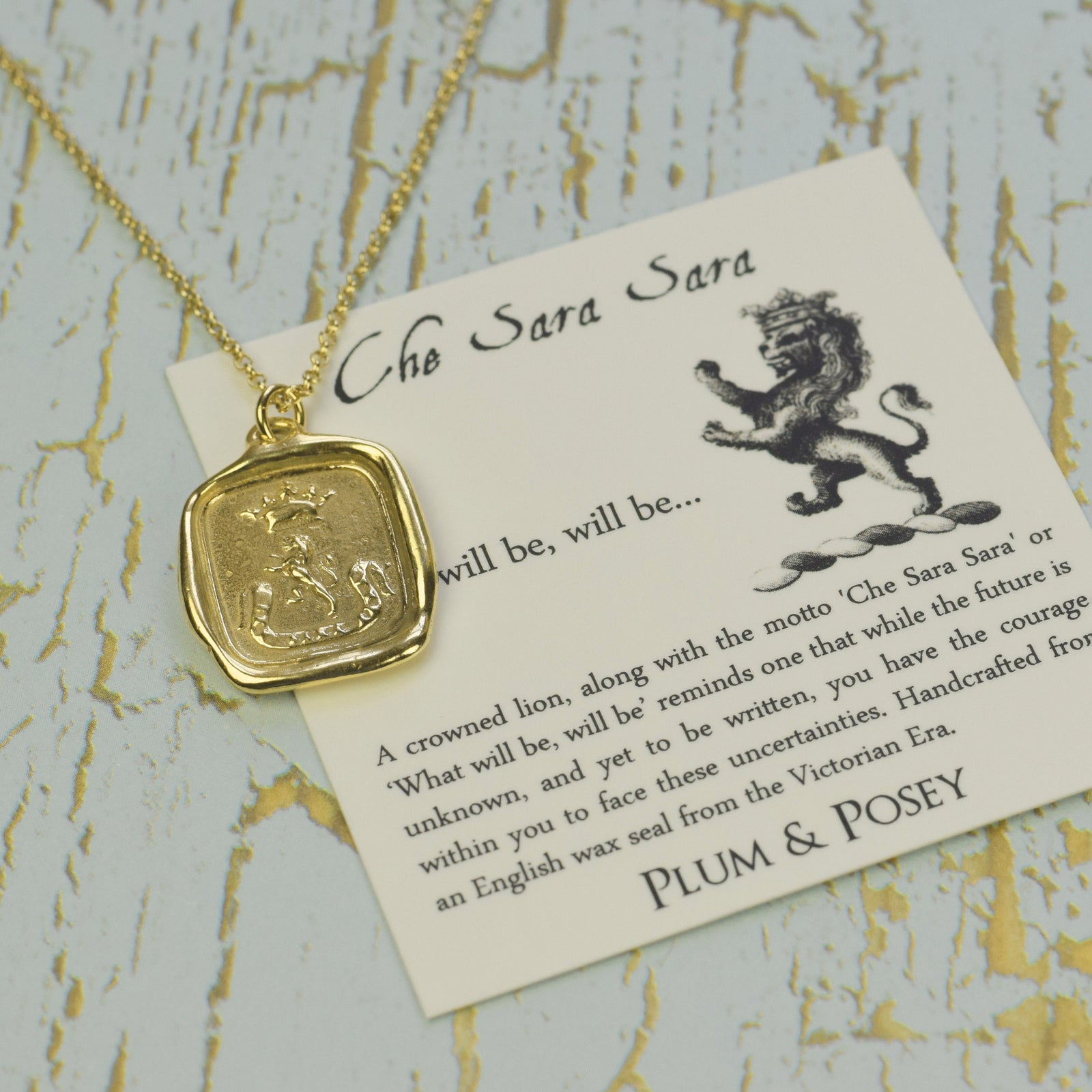 Lion Crest - Che Sara Sara in Gold Vermeil